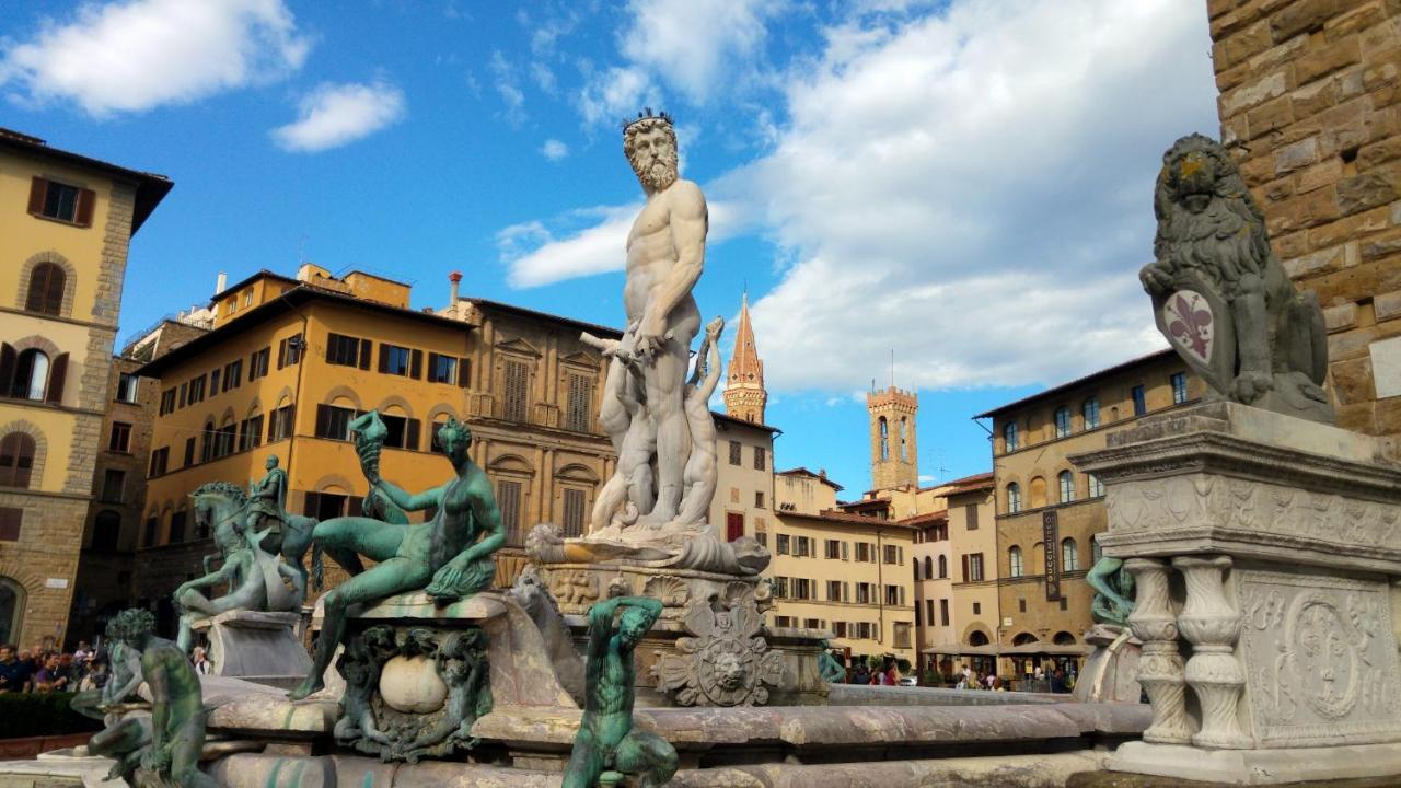 New Opening Special,historic Center,private Patio Firenze