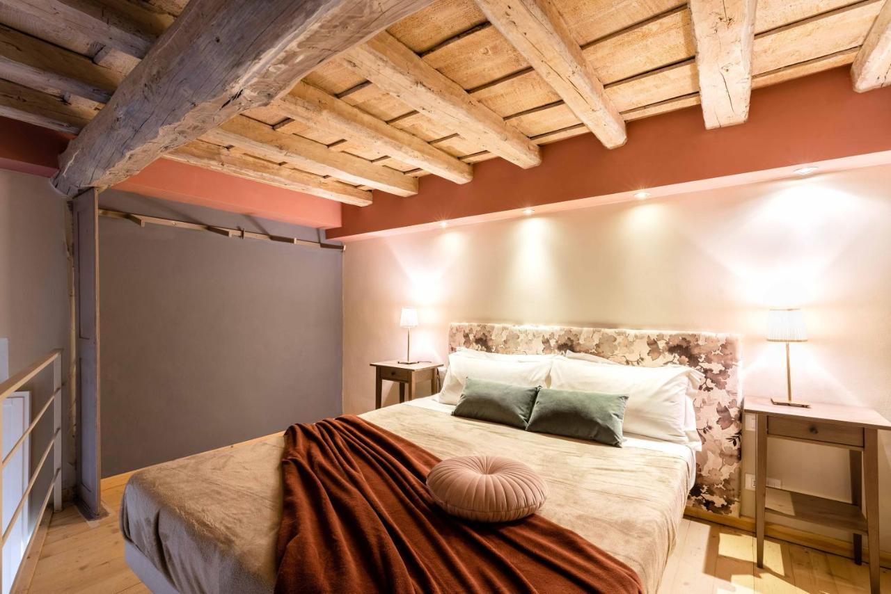 New Opening Special,historic Center,private Patio Firenze
